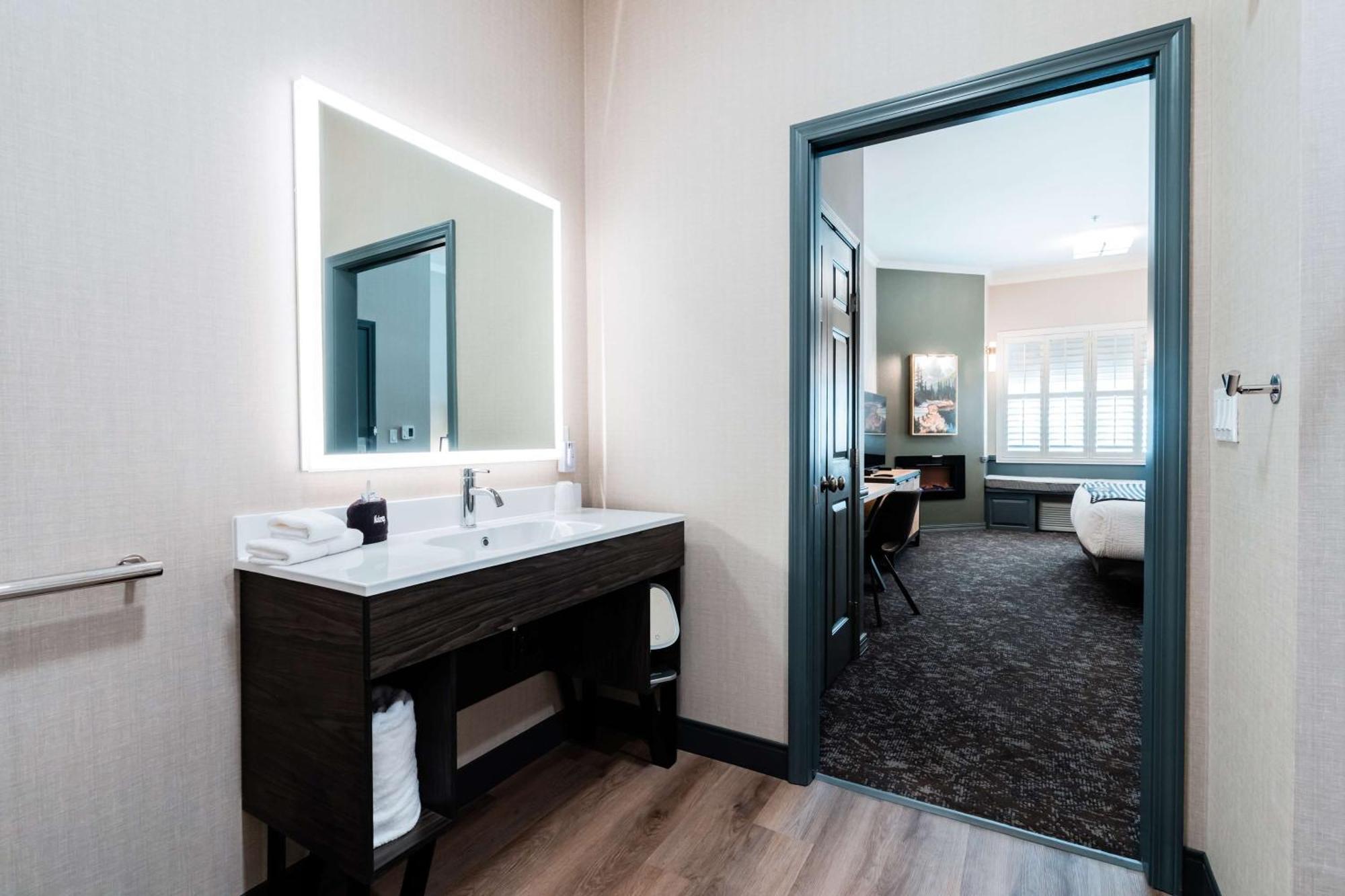 Hotel Nobo Cascade, Tapestry Collection By Hilton Eksteriør bilde